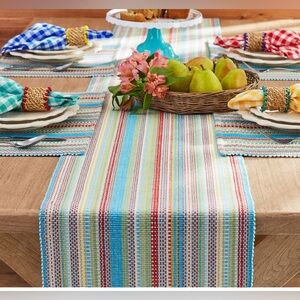 The Pioneer Woman Chunky Stripe Placemat, Table Runner, Napkin,Napkin Ring Set